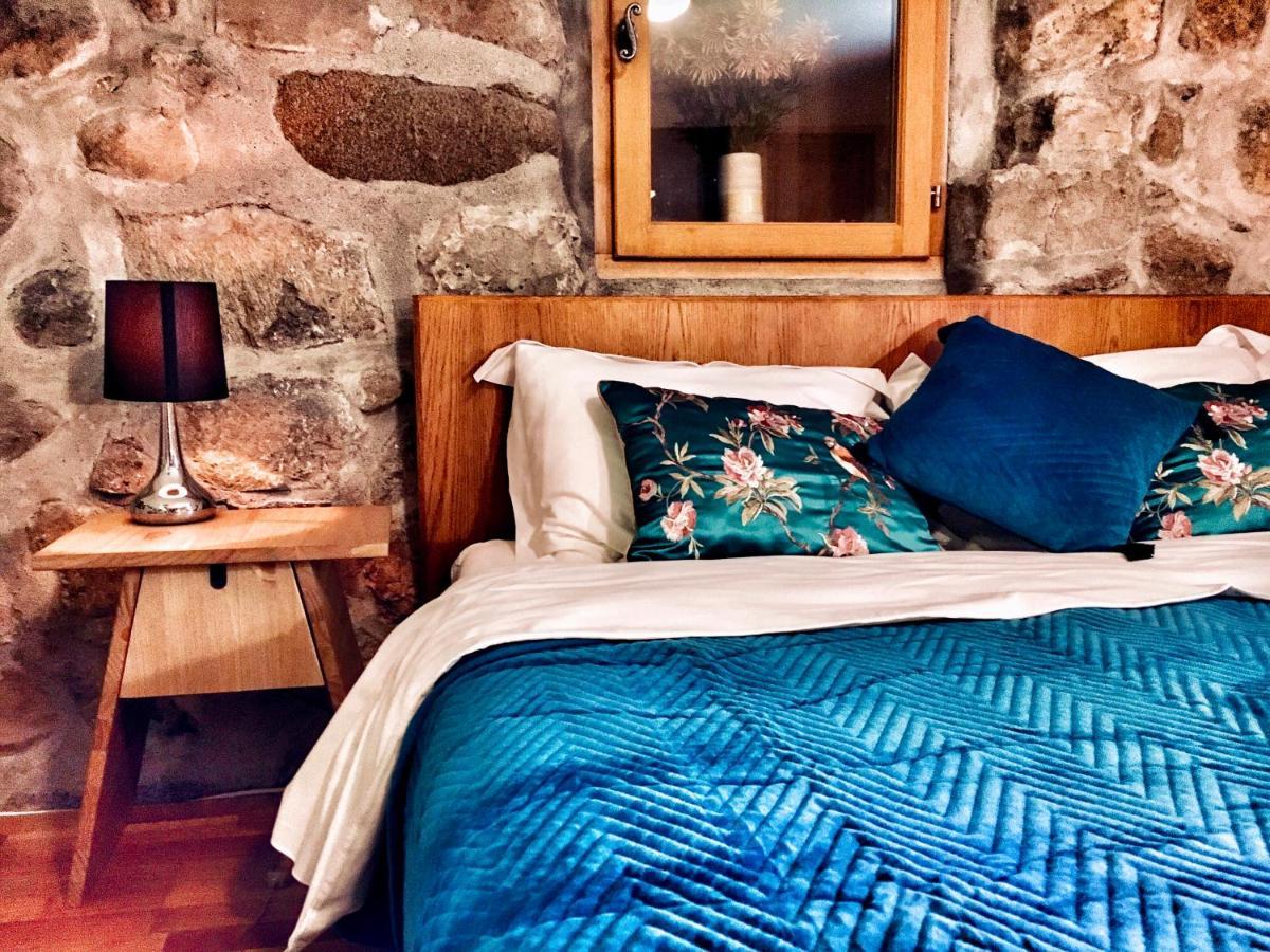 Chambre D'Hotes La Grange Des Ecrins Chabottes Exterior photo
