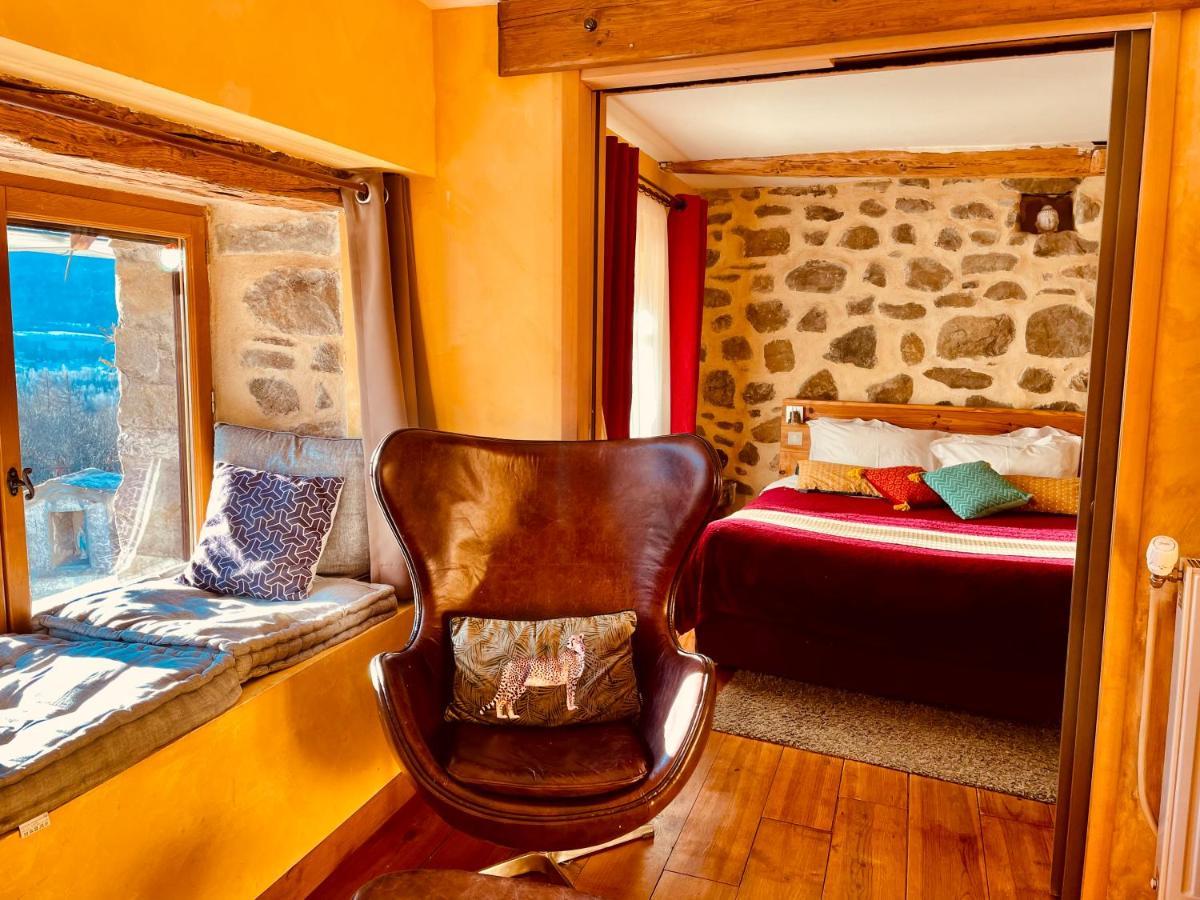 Chambre D'Hotes La Grange Des Ecrins Chabottes Exterior photo