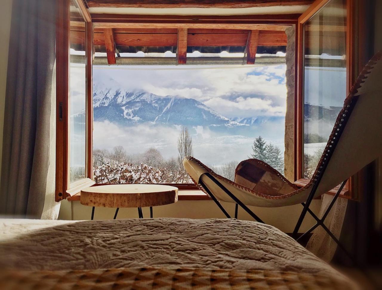 Chambre D'Hotes La Grange Des Ecrins Chabottes Exterior photo